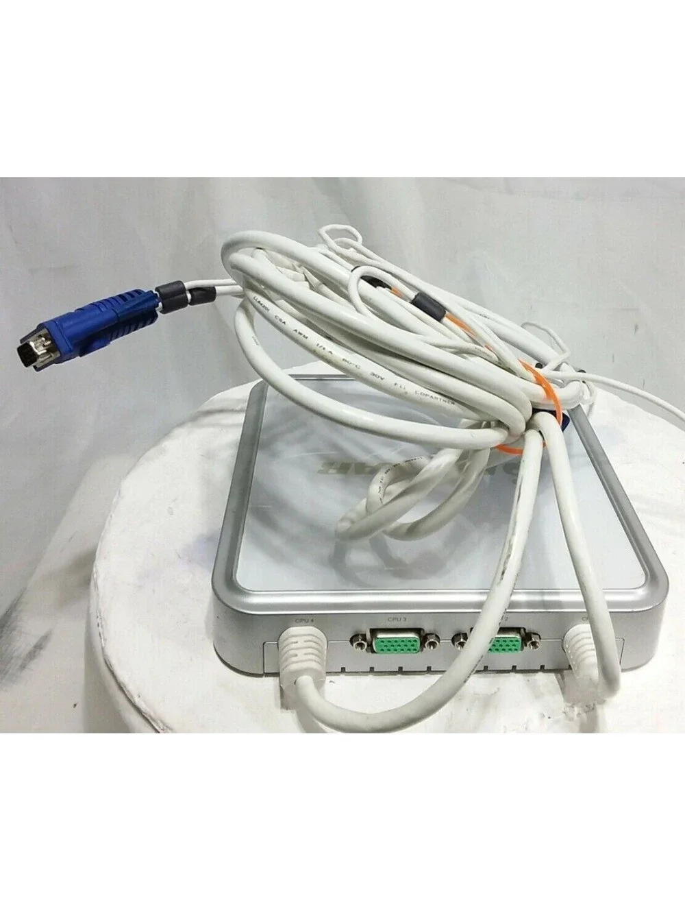 IOGEAR GCS634U 4-Port VGA USB KVM Switch Audio Mic Cables Included Tested Works